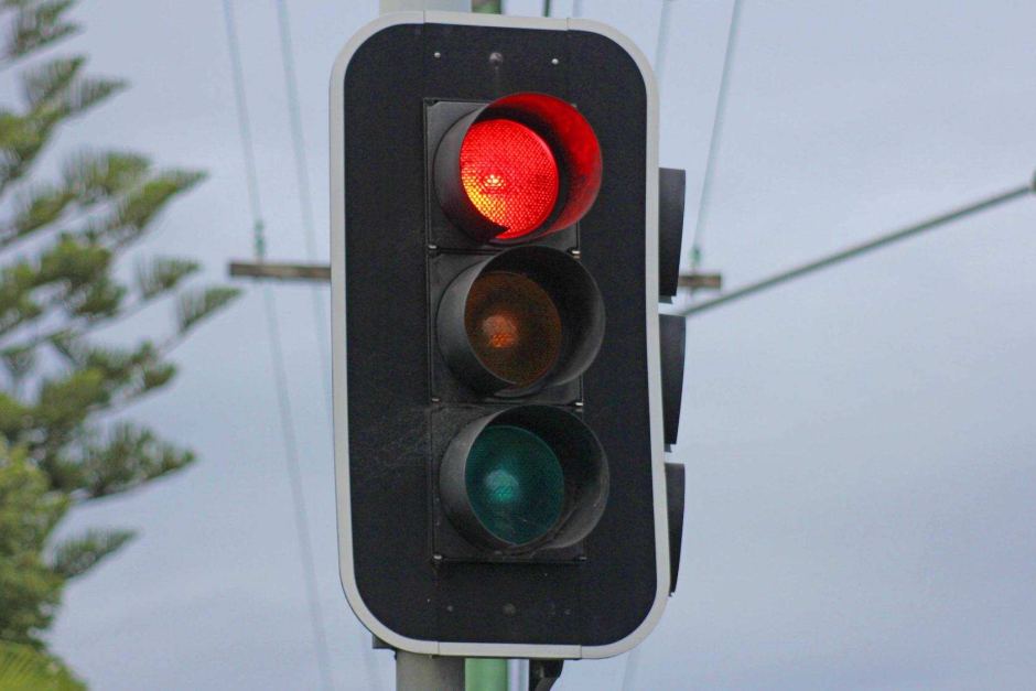 Traffic lights are controlled via integrated software known as STREAMS but whether technology can keep pace with ever-increasing traffic remains to be see. (Photo: ABC Gold Coast: Damien Larkins)