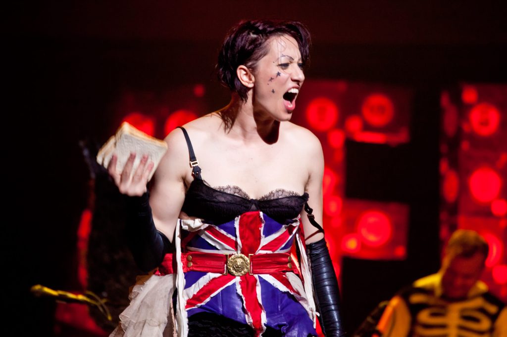 Thumbnail for How an American punk rocker flew to the aid of bushfire victims