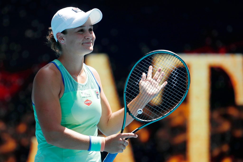 Thumbnail for It may be an old-fashioned notion, but it’s time for tennis fans to feel the love