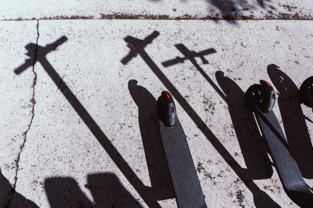 E-scooters represent a real shift in urban transport paradigms. (Photo:Brett Sayles/Pexels)