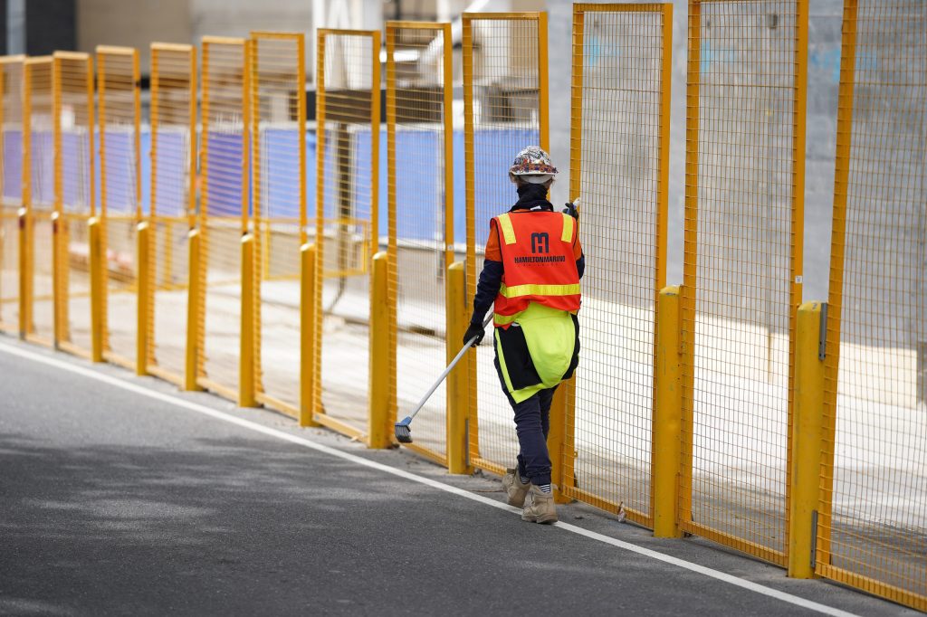 Melbourne has been shut down by the COVID outbreak but Sydney and Brisbane seem more concerned (AAP Image/Stefan Postles) 