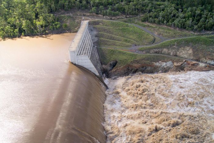 Thumbnail for Paradise Dam ‘stable’ but further tests needed to decide its future