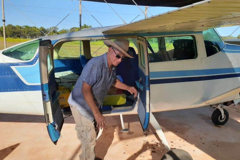 Gary Frost started the remote delivery service to boost community spirits during the coronavirus lockdown. (Supplied: Gary Frost)