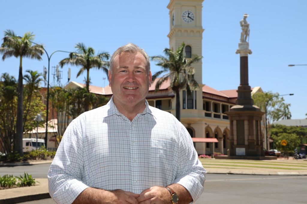 Thumbnail for Mayor under fire as council backs farming over new coal mine