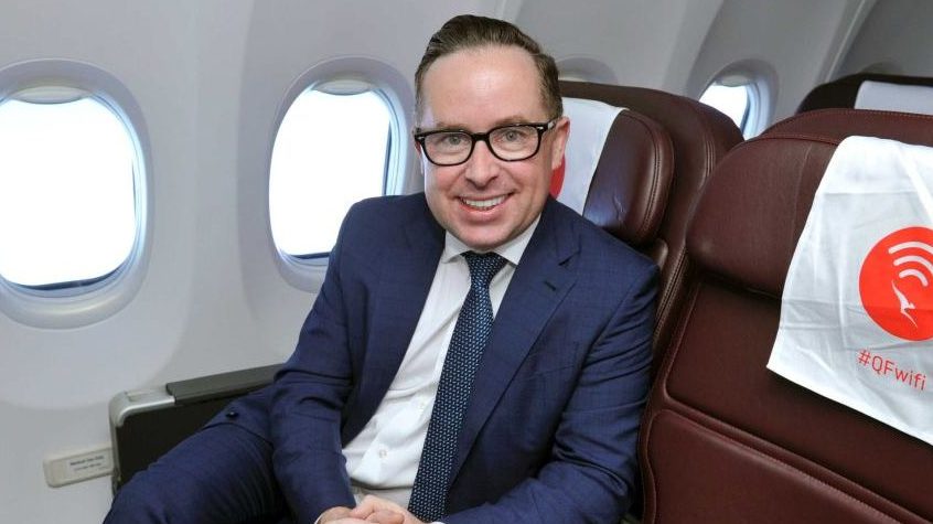 Thumbnail for Qantas boss says fares would surge tenfold if distancing rules apply