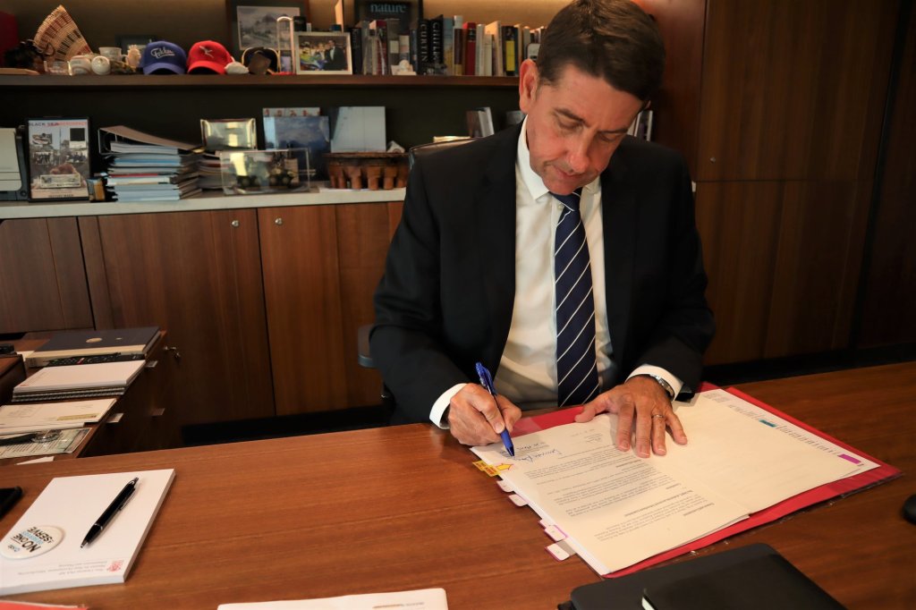 Thumbnail for Who’s watching the cash? Not the Premier, nor the Treasury, says auditor’s report