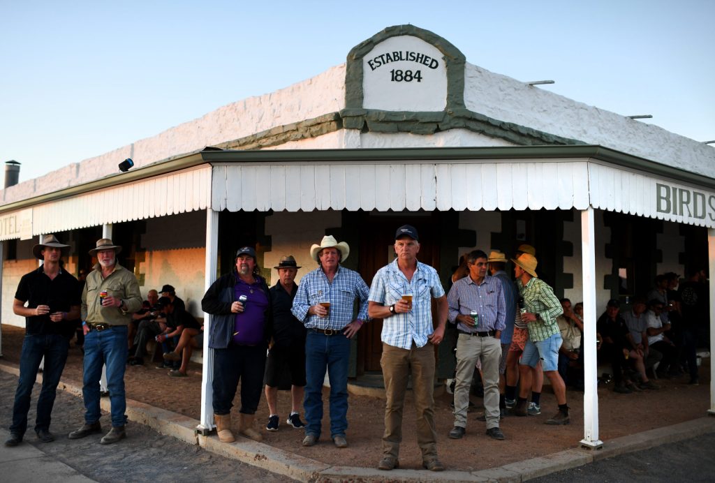 An afternoon scene outside the Birdsville Hotel. (Photo: AAP Image/Dan Peled) 