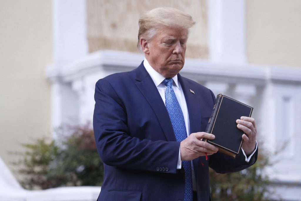 US President Donald Trump has announced a planned surge a federal law enforcement agents into Chicago and Albuquerque.