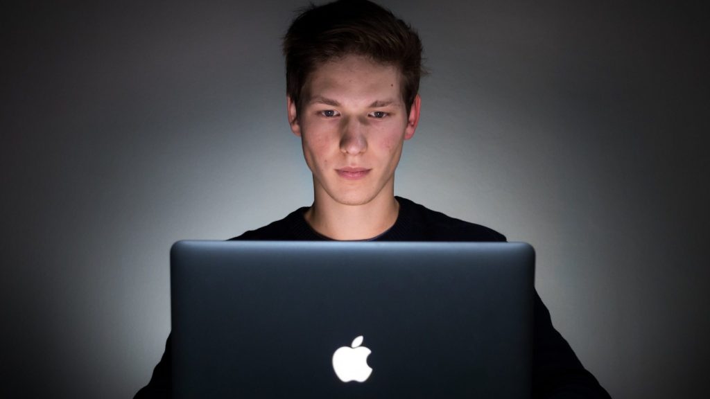 One in four Australians admit to stealing online content in the past year. (Photo: Unsplash)