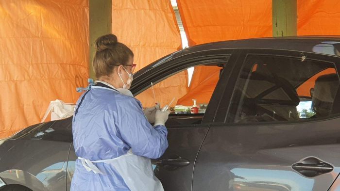Some Victorians are refusing coronavirus testing because of a 'conspiracy'. (Photo: ABC)