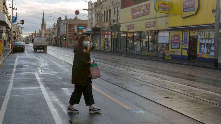 Community transmission means Victoria's "second surge" will be much more challenging to control.(ABC News: Margaret Burin)
