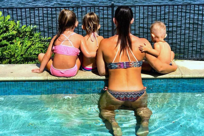 Hannah Clarke and her children.