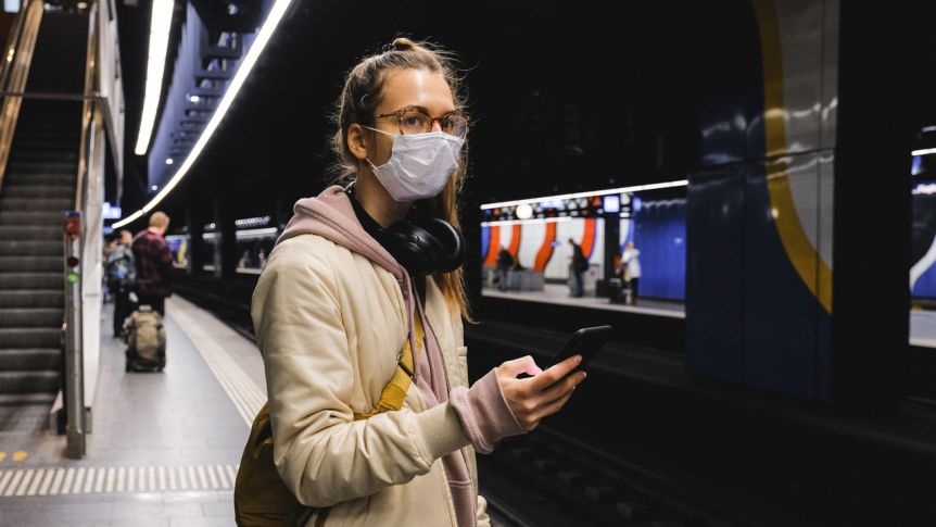 If we don't analyse statistics for a living, it's easy to be taken in by misinformation about COVID-19 statistics on social media. (Photo: Pexels: Anna Shvets)