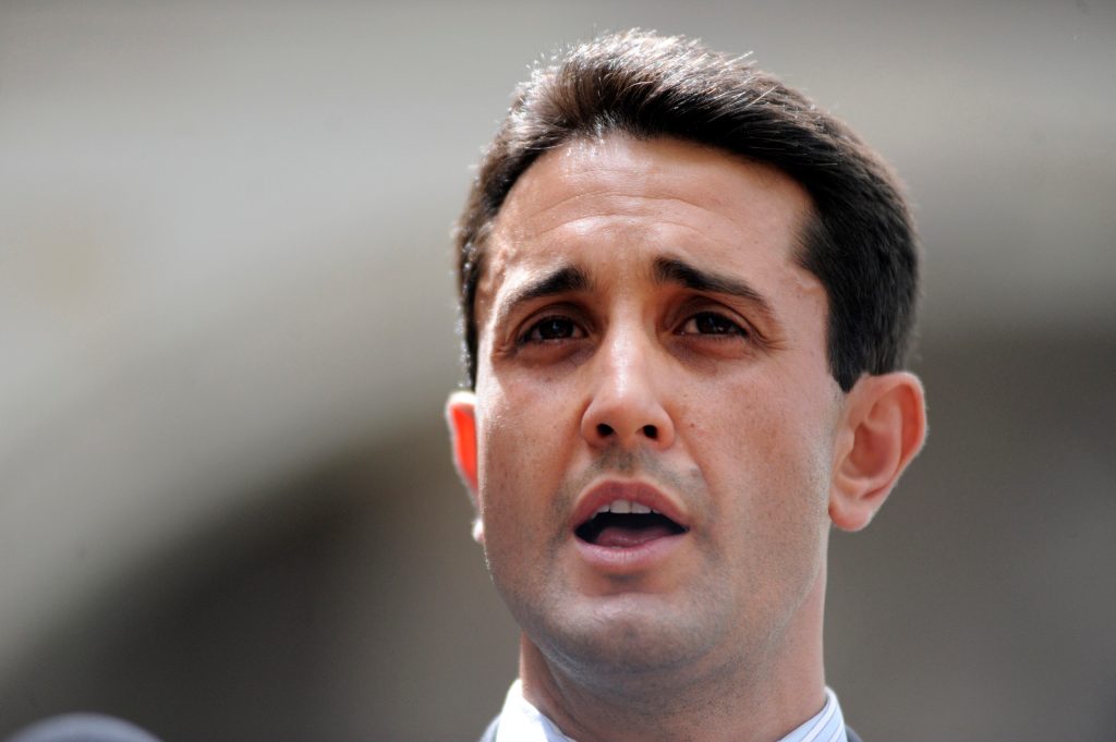 Thumbnail for LNP eyes return to old leadership formula with Crisafulli at helm