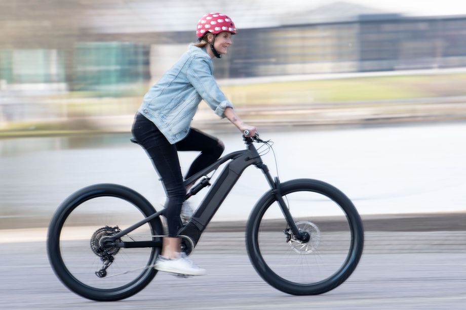 Thumbnail for Make way for the e-bike: council to axe CityCycle scheme