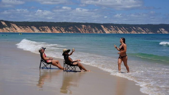 Thumbnail for Police maintain strong presence at Noosa but praise schoolies behaviour