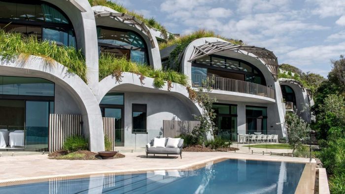Thumbnail for End of the Hemsworth effect: How the mega wealthy’s beach homes have plunged