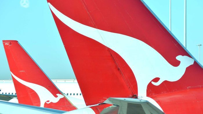 Thumbnail for Qantas extends international flight pause
