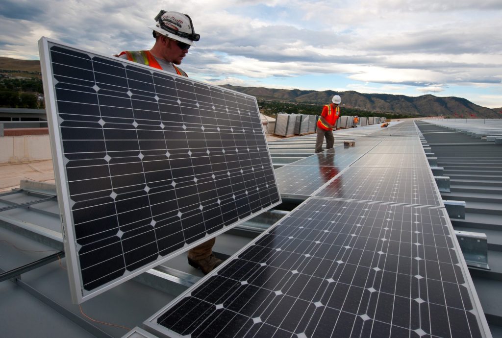 Thumbnail for Big energy user drops fossil fuels, pledges total reliance on renewables