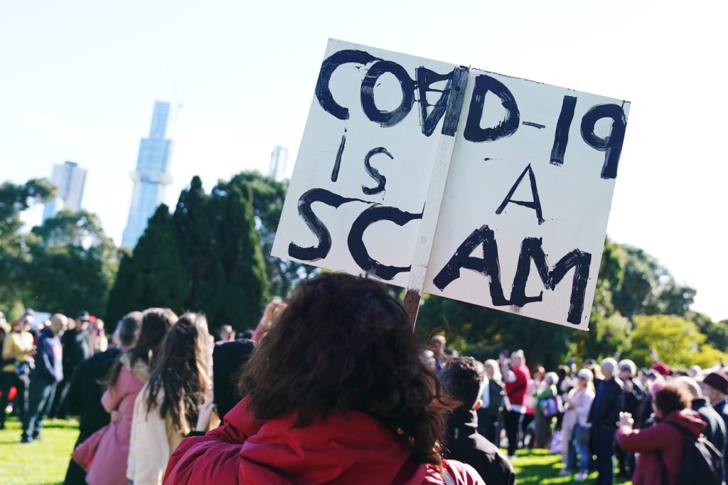 For many of the Australians yet to be vaccinated, a change of mind will require a major adjustment. (AAP Image/Michael Dodge