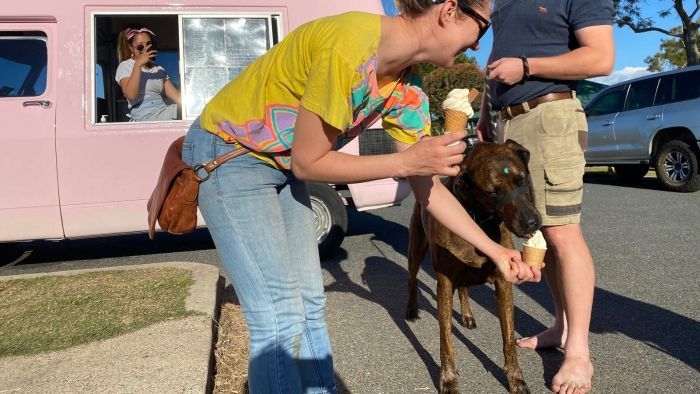 Longreach businesses want a heads-up when food vans are coming to town. (Photo: ABC)