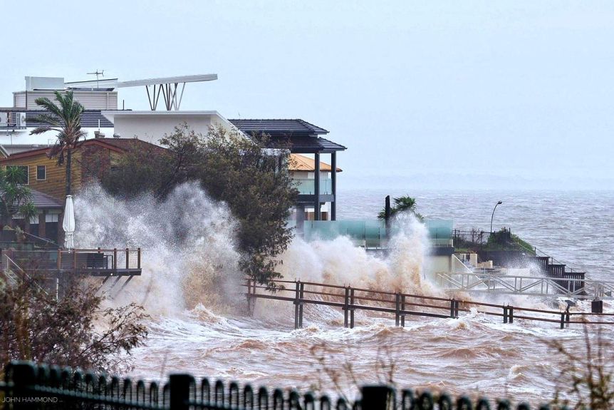 Thumbnail for A major event: Wild winds, floods and powerful surf wreak havoc in two states