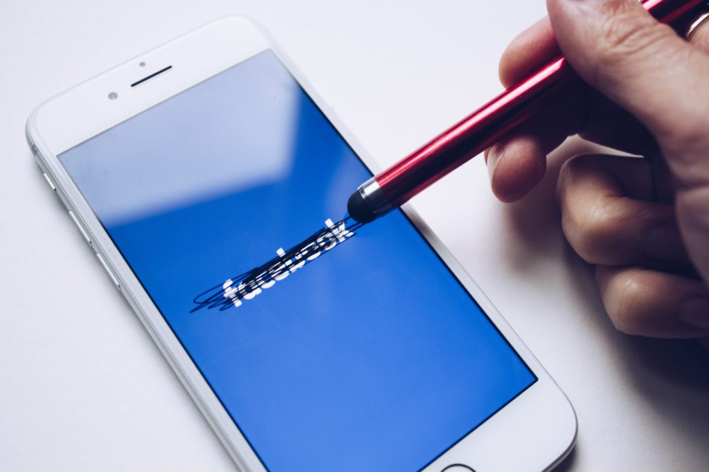 Thumbnail for Facebook facing allegations of misleading customers over data