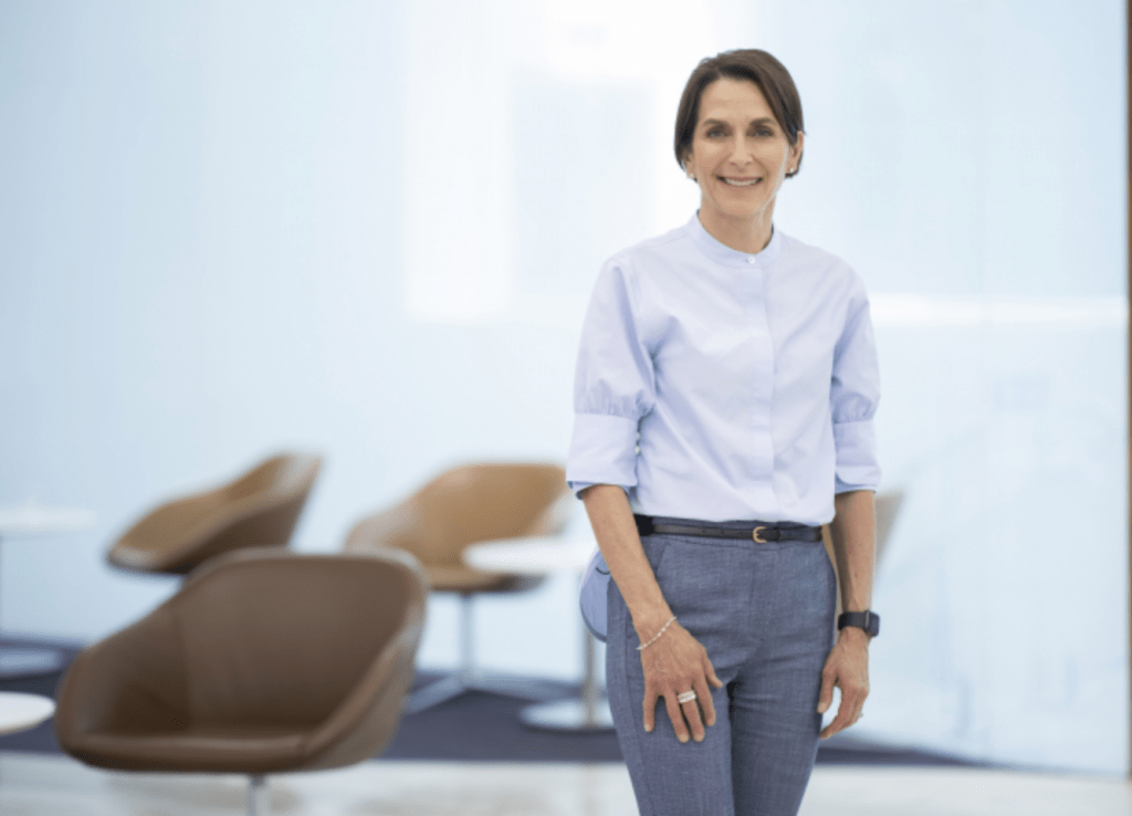 Virgin Australia chief executive Jayne Hrdlicka has announced her executive team.
