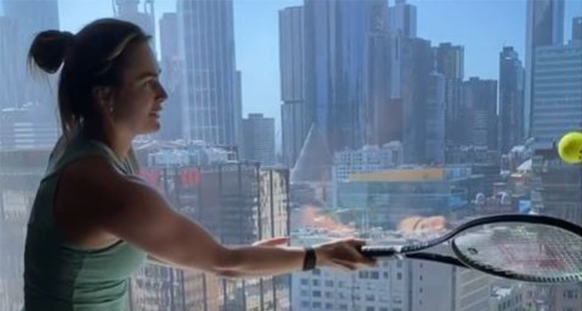 Players such as world number 10 Aryna Sabalenka are looking for alternate ways to prepare for the Australian Open while in quarantine - such as practicing inside her quarantine hotel room. (Photo: Instagram)