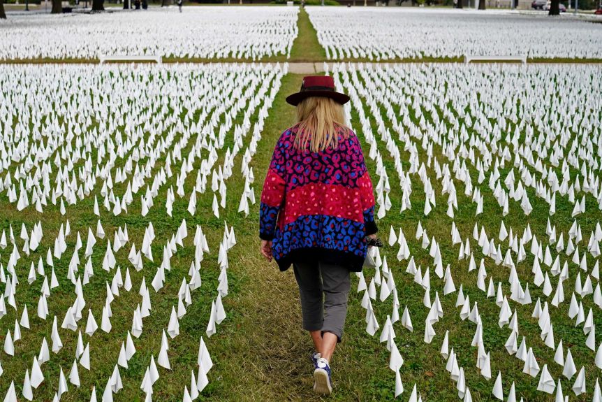 The United States has reached 400,000 COVID deaths in less than 12 months. (Photo: AP: Patrick Semansky)
