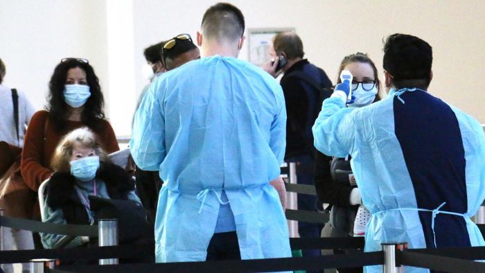 Mark McGowan says more than 400 people are due to arrive in Perth from Queensland today. Photo: ABC