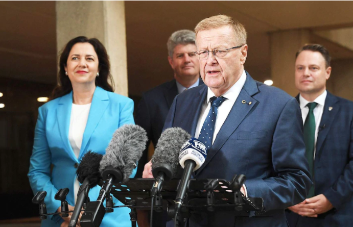 Prime Minister Scott Morrison has pledged federal support for Brisbane's Olympic bid, already backed by Premier Annastacia Palaszczuk (left) and Brisbane Lord Mayor Adrian Schrinner (right)