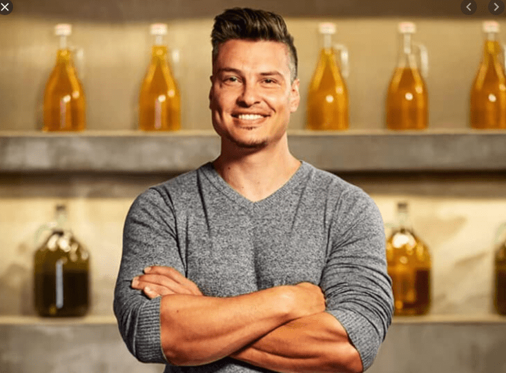 Thumbnail for Too many cooks? Facing sex charge, MasterChef star calls on fellow chef