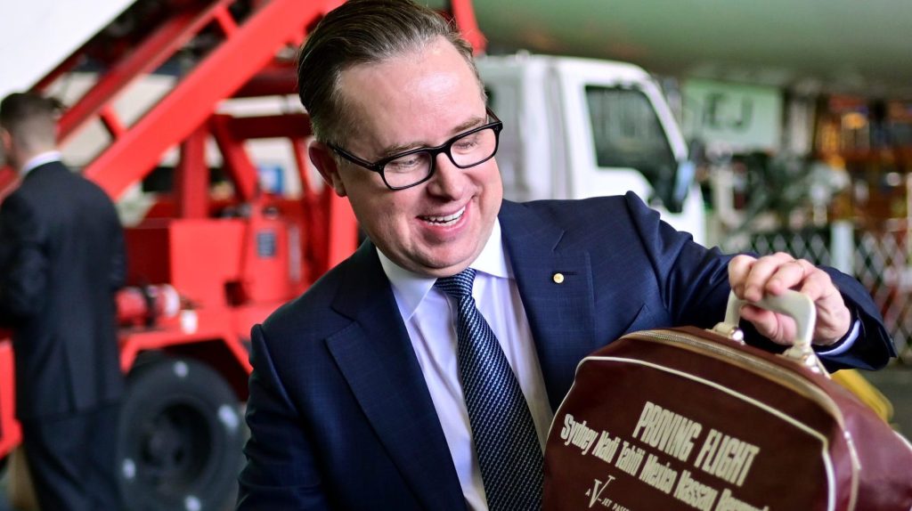 Thumbnail for Qantas back to London next week, LA by Xmas amid frequent flyer avalanche