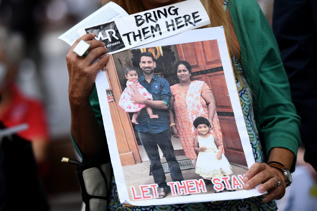 Thumbnail for Tamil family may soon be back in Biloela after 1000 days in detention