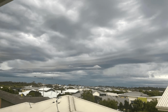 Grey skies and a cold front swept over Brisbane and surrounds (ABC photo)