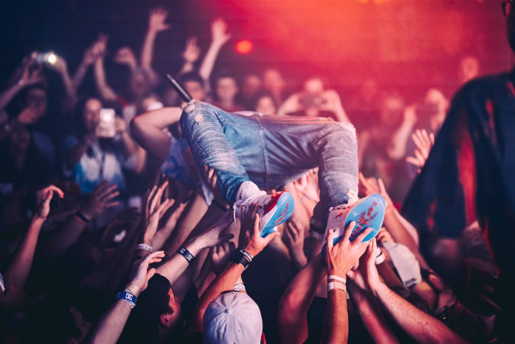 Thumbnail for Here for a good time, not a long time, as Aussies splash the cash