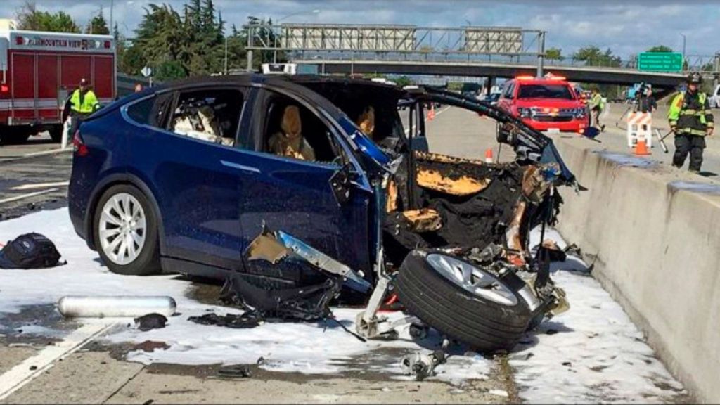 Thumbnail for Queenslanders crashing cars again, and at least one company is happy
