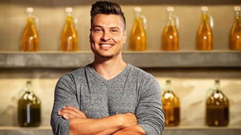 Thumbnail for MasterChef star strikes deal to avoid sexual assault charges