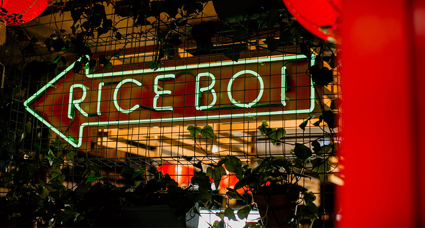 Chief Health Officer Jeannette Young is concerned diners at Mooloolaba's Rice Boi restaurant may have been exposed to COVID-19 from another diner. (Image: Facebook)