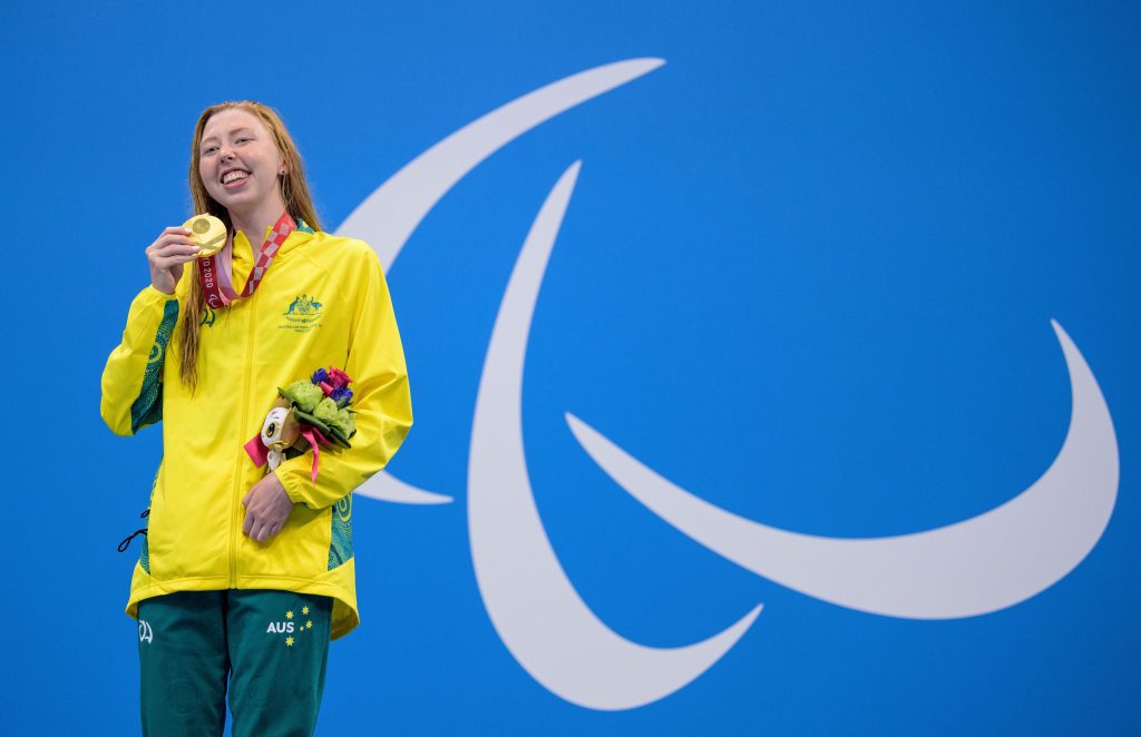 Thumbnail for Lakeisha leads the way for Aussies as they set Games alight on opening night