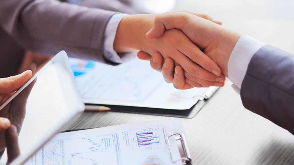Latest data shows one in four big businesses don't settle their debts for 120 days;