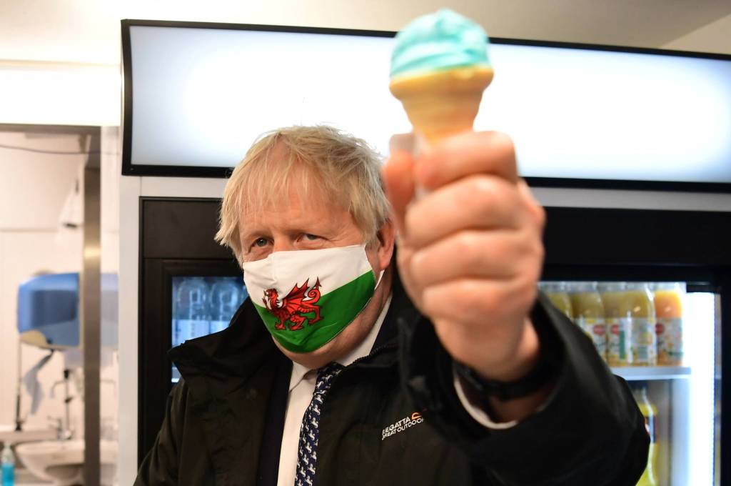British Prime Minister Boris Johnson is banking on 'nudge theory' to help ease Britain out of the grips of the pandemic. (Photo:  Matthew Horwood/Pool via REUTERS)