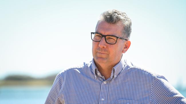 Thumbnail for Nationals’ Cabinet numbers boosted as party falls in line with emissions policy