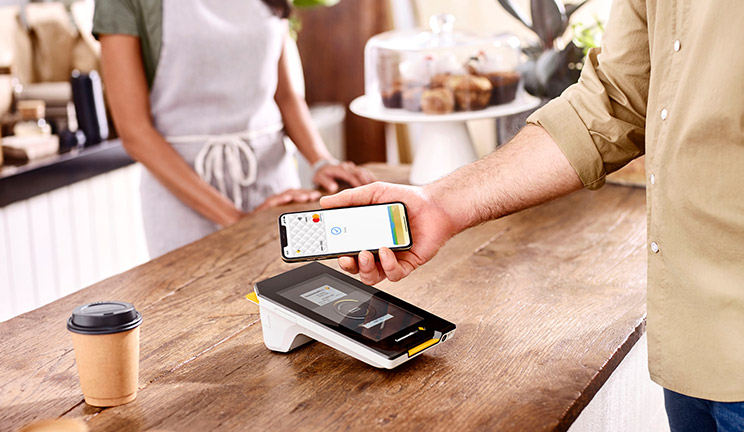 Four in five Australians now prefer electronic payments from their devices (Photo: Commbank).
