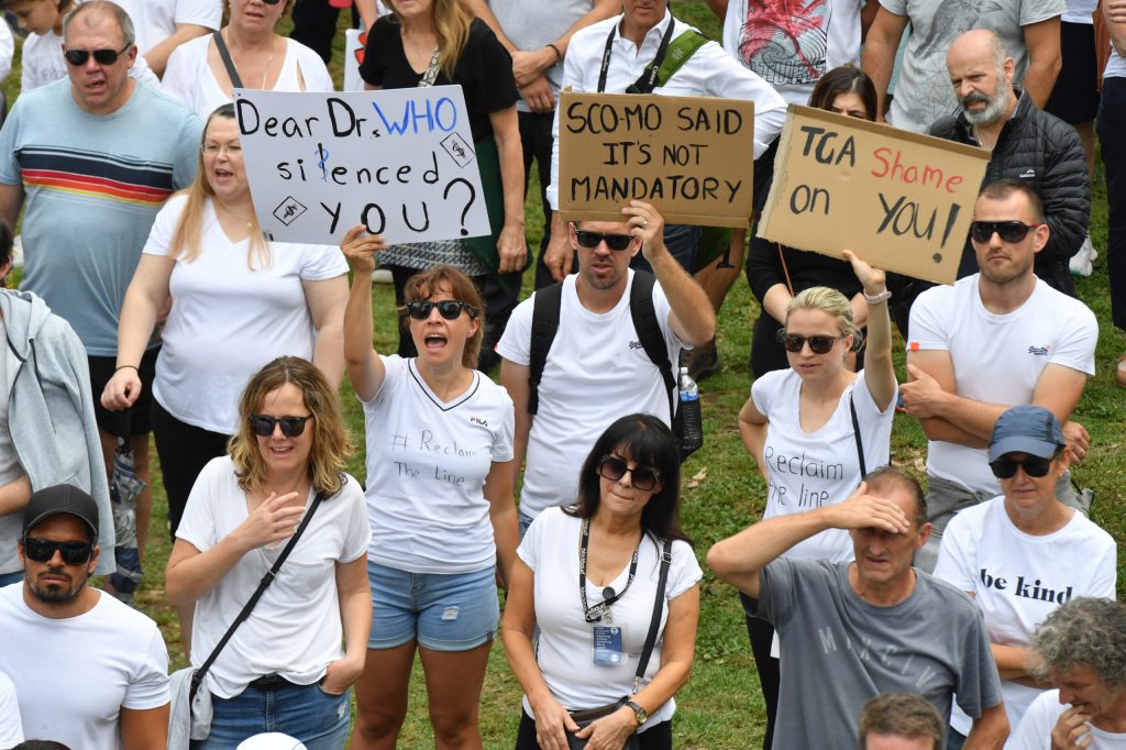 Protesters participate in a 'Reclaim The Line' rally against vaccination mandates along the Parramatta River in Sydney, Sunday, November 7, 2021. (AAP Image/Mick Tsikas) NO ARCHIVING