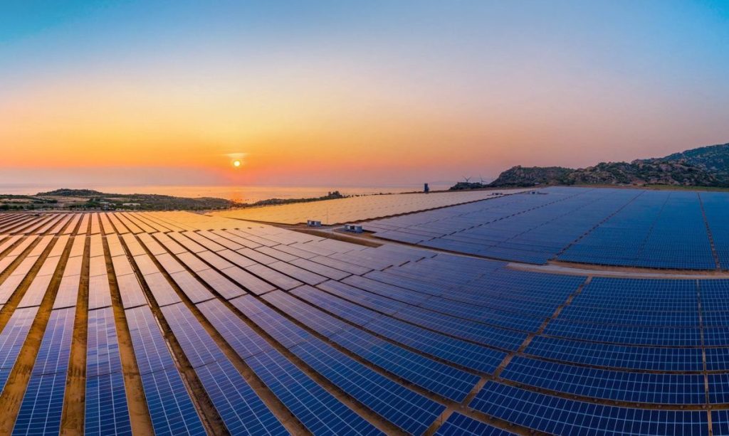 Thumbnail for How a little ray of Aussie sunshine might end up powering Singapore