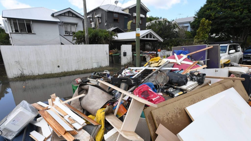 Thumbnail for Rain or shine? SEQ in limbo, 15,000 without power as we wait for ‘unsettled weather’
