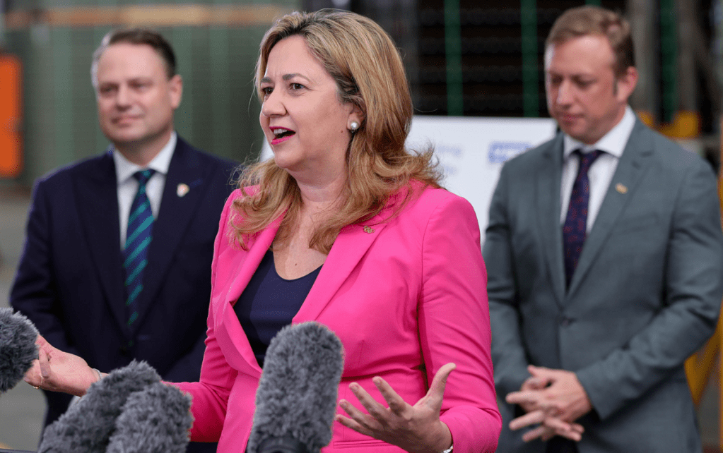 Premier Annastacia Palaszczuk announcing the Visy deal