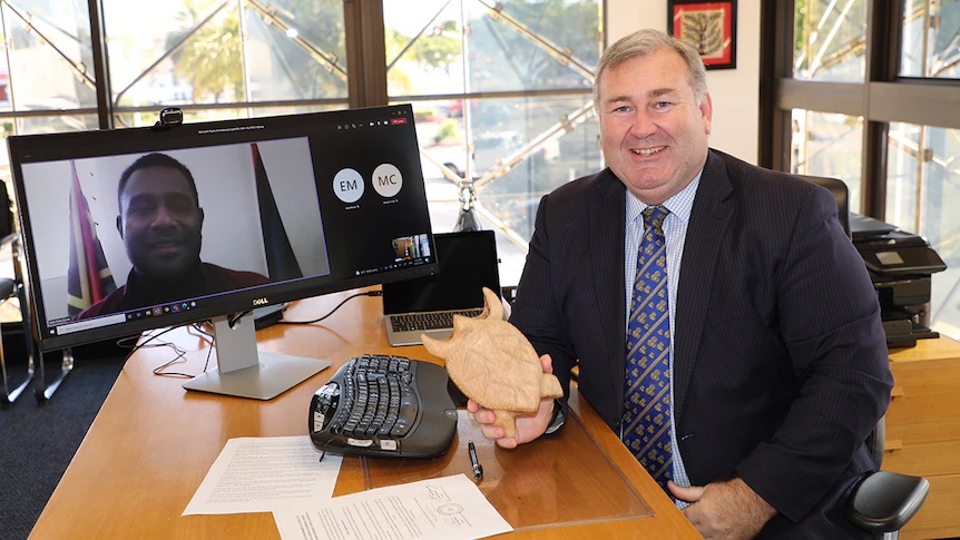 Thumbnail for Just a jump to the left: Dempsey sheds LNP past to take on ‘Minister for Coal’